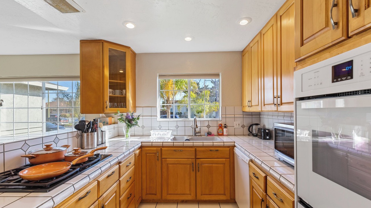 Photo of Kitchen in Cambrian