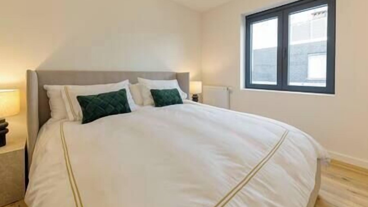 Photo of Bedroom in University District