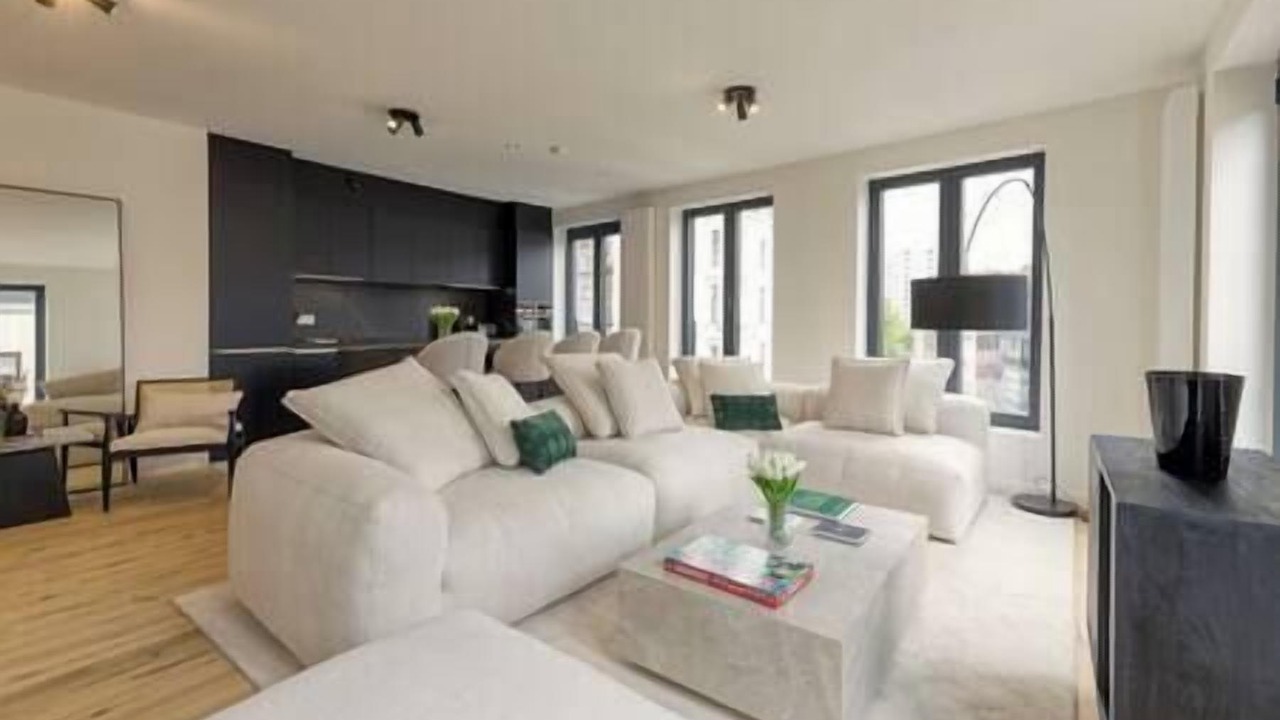 Photo of Livingroom in University District