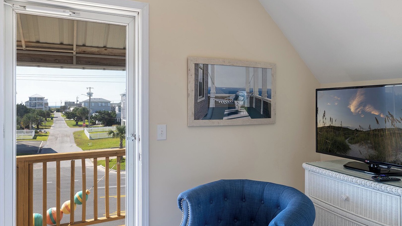 Photo of Livingroom in Atlantic Beach