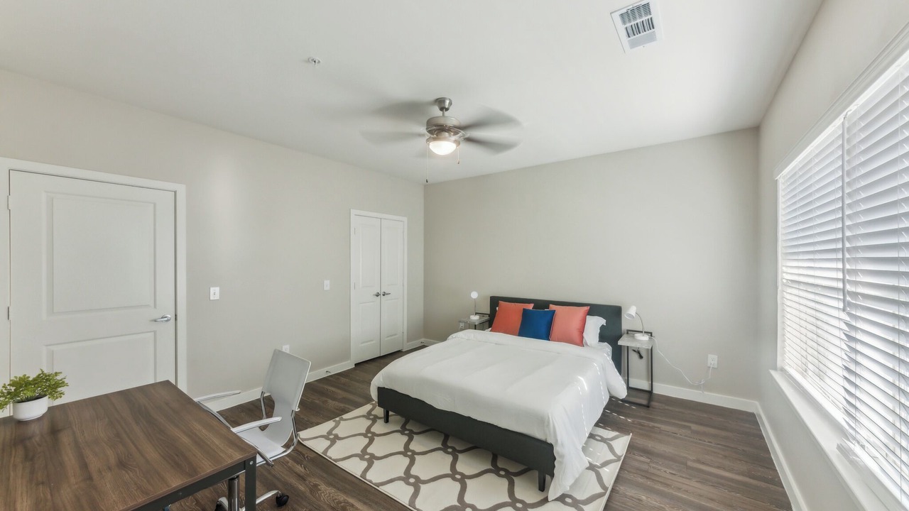 Photo of Bedroom in Willowbrook