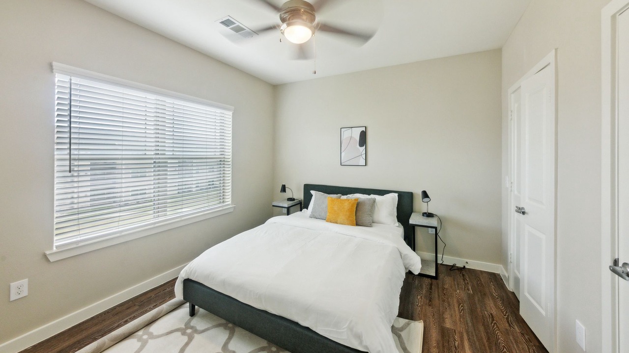 Photo of Bedroom in Willowbrook