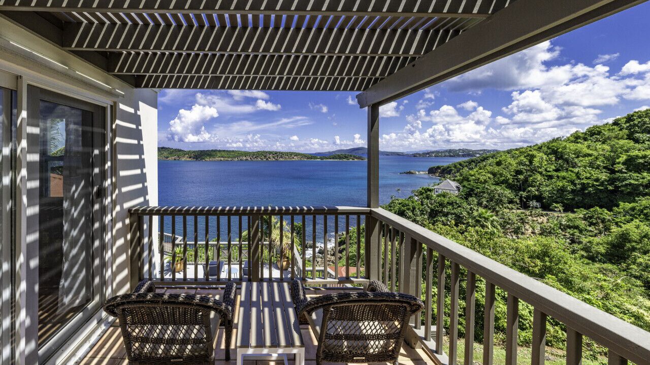 Photo of Patio Balcony in Caret Bay