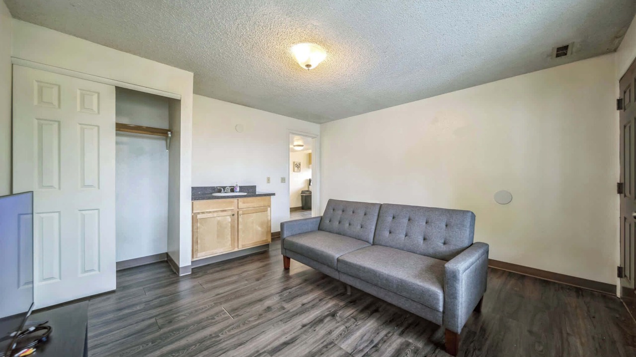 Photo of Livingroom in Pullman