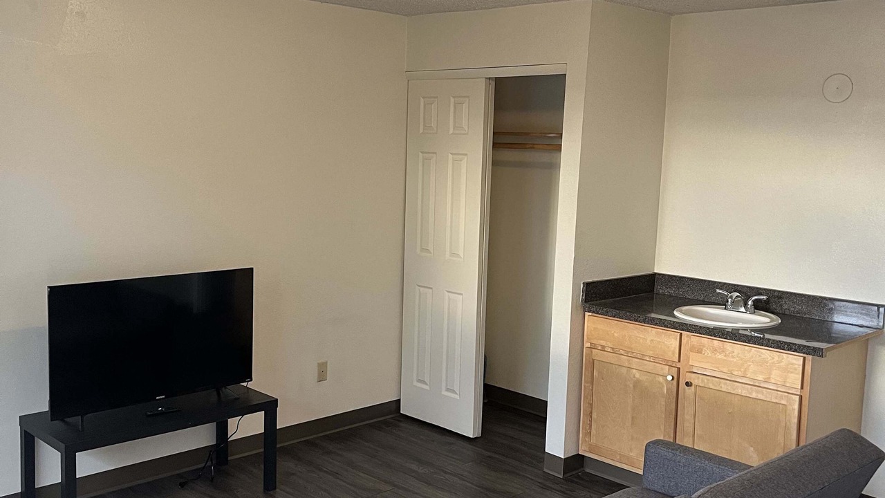 Photo of Livingroom in Pullman