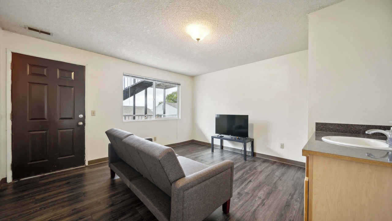 Photo of Livingroom in Pullman