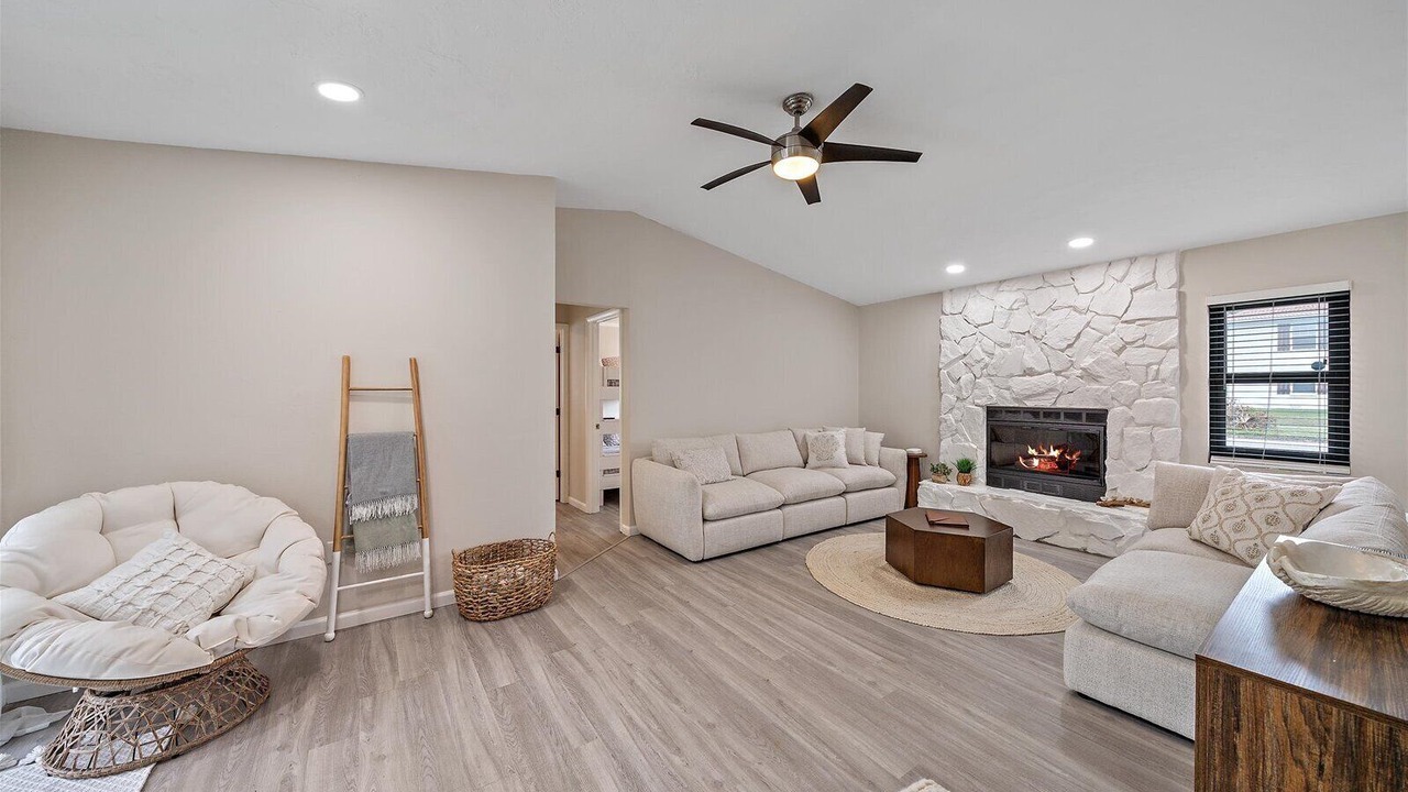 Photo of Livingroom in Whitfield