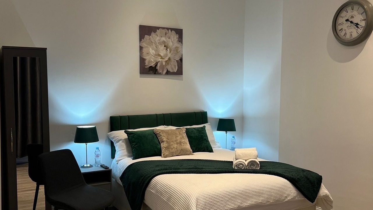 Photo of Bedroom in Ealing