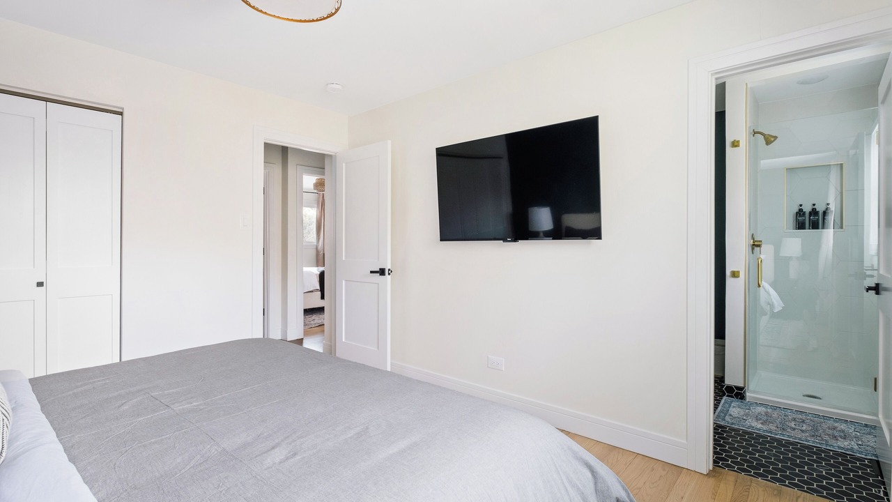 Photo of Bedroom in Homewood