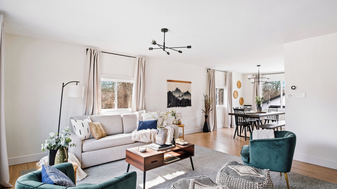 Photo of Livingroom in Homewood