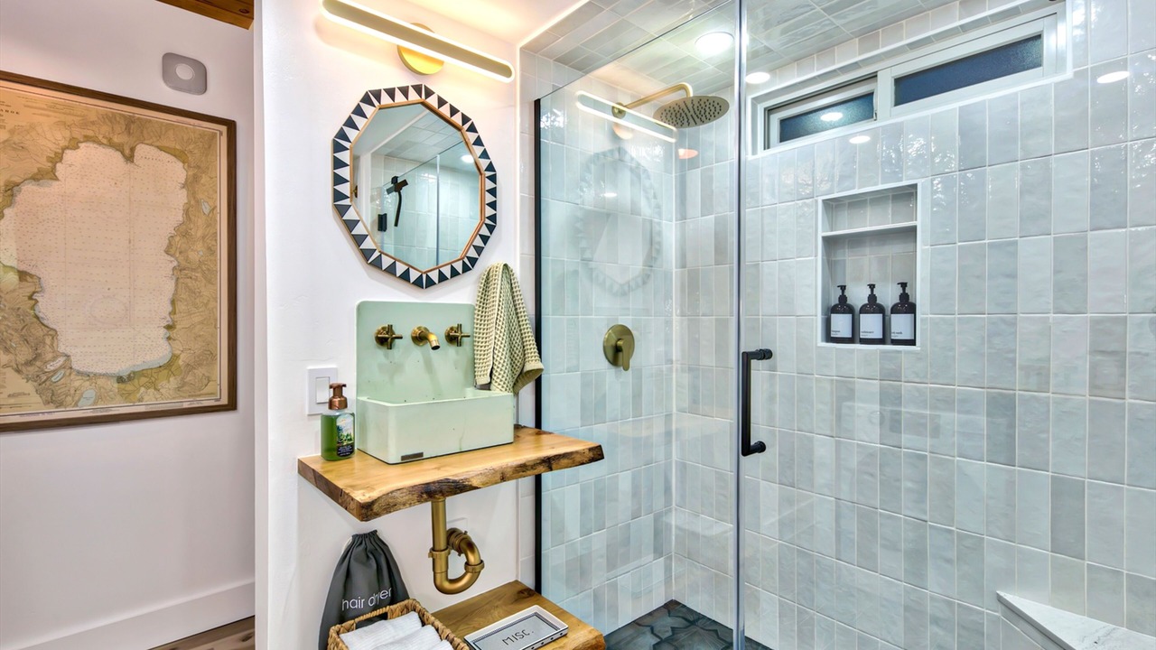 Photo of Bathroom in Christmas Valley