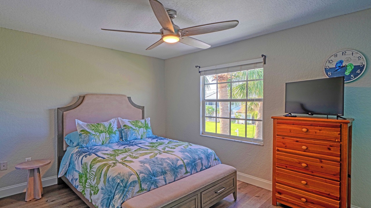 Photo of Bedroom in Hudson