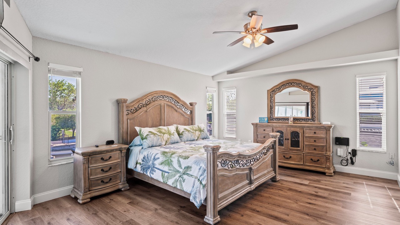 Photo of Bedroom in Hudson