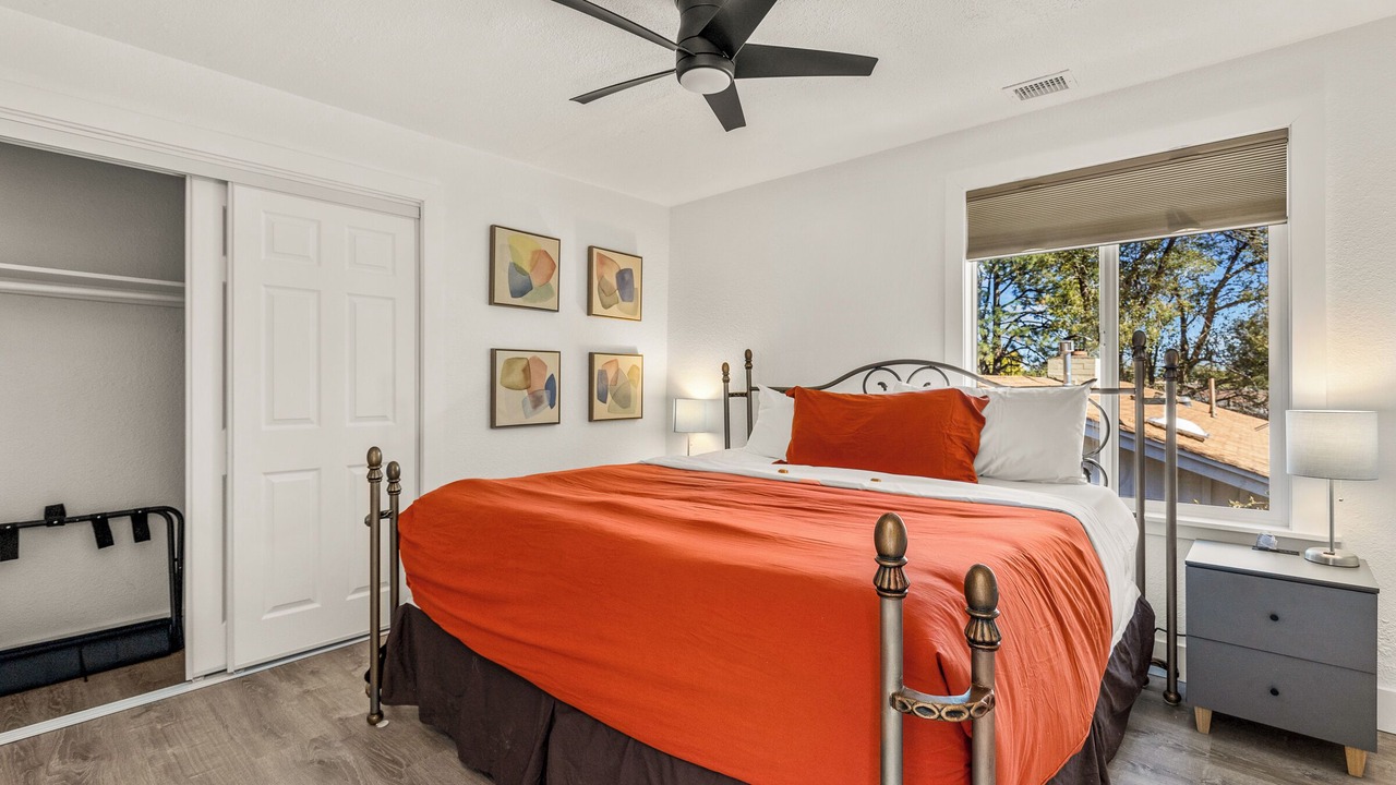 Photo of Bedroom in Swiss Manor