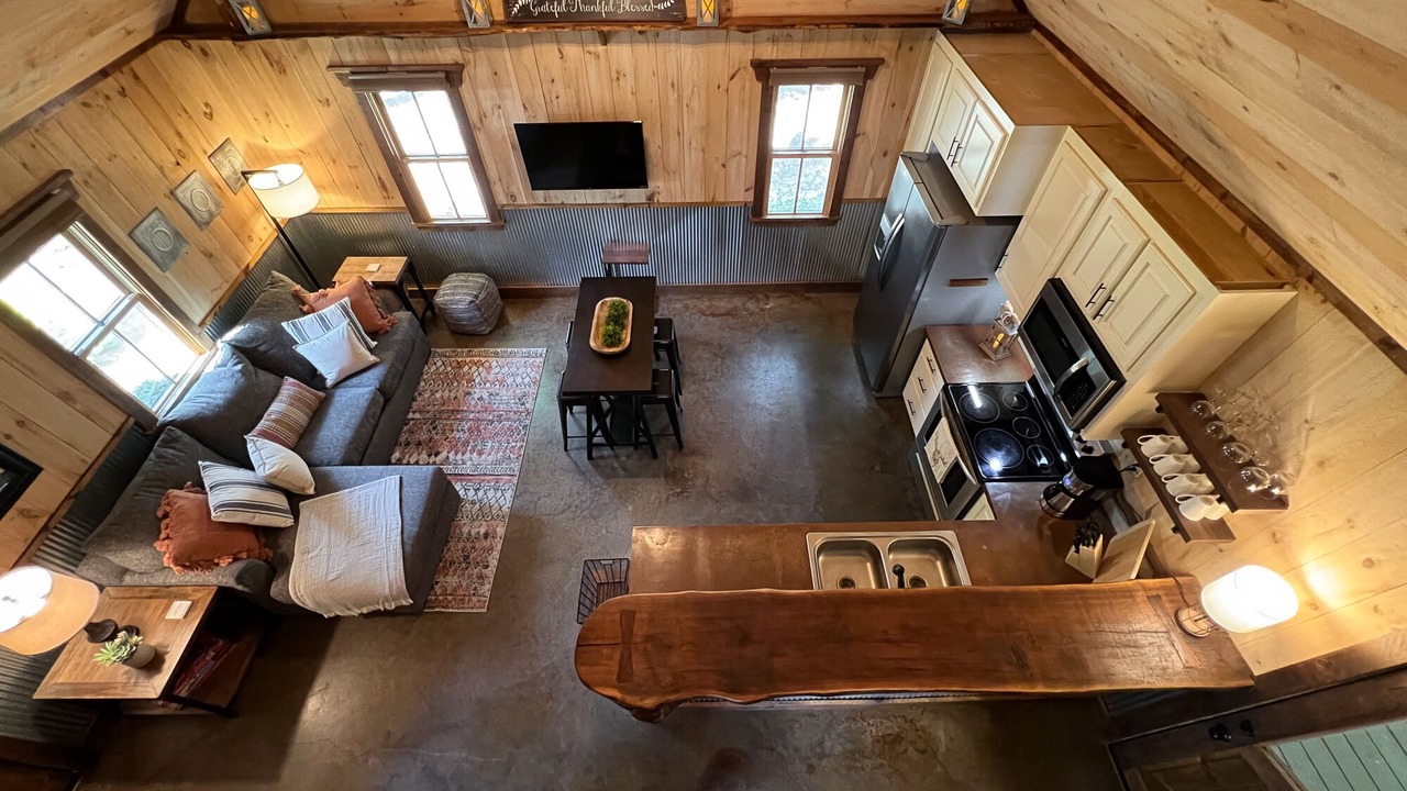 Photo of Livingroom in Rising Fawn