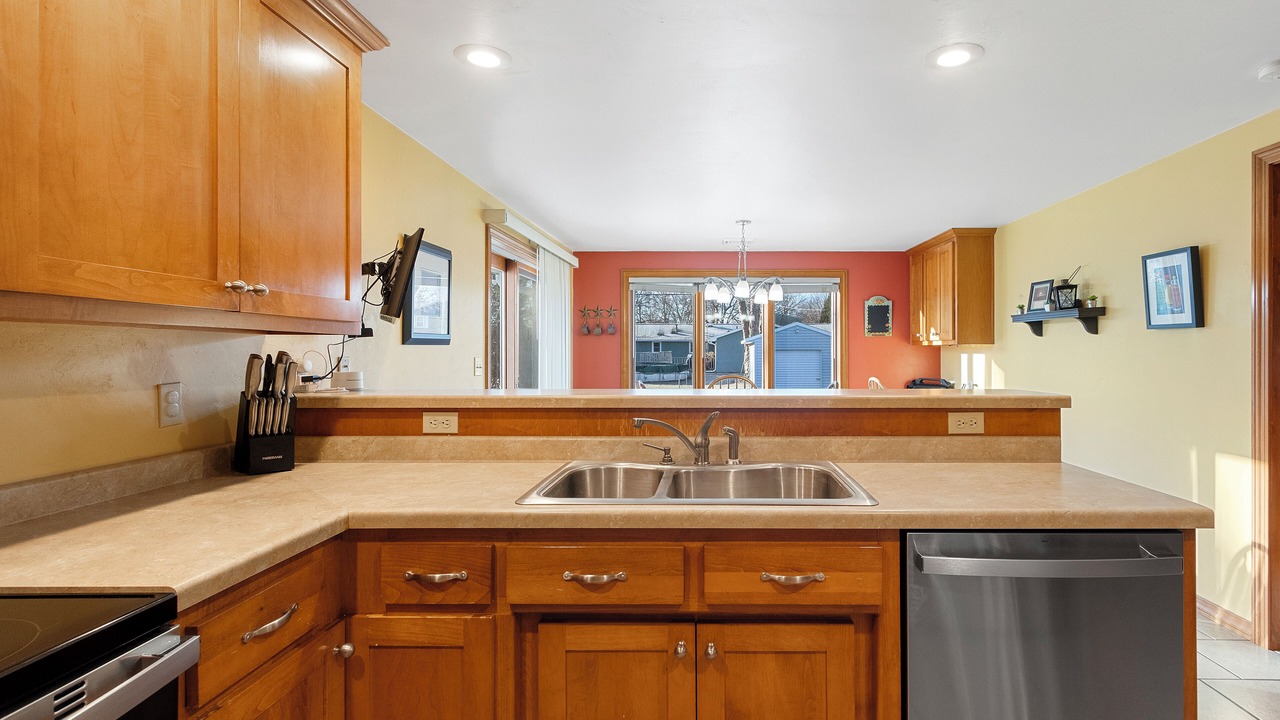 Photo of Kitchen in Ashwaubenon