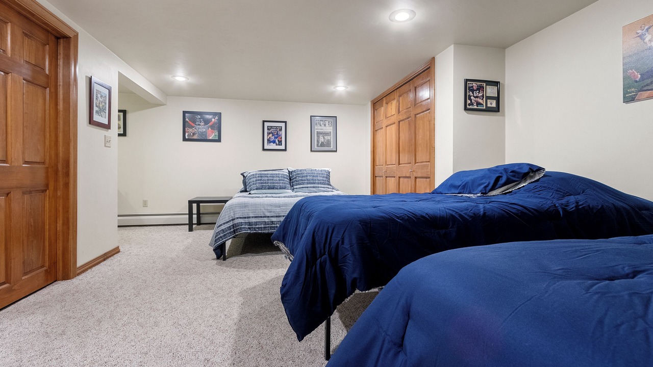 Photo of Bedroom in Ashwaubenon