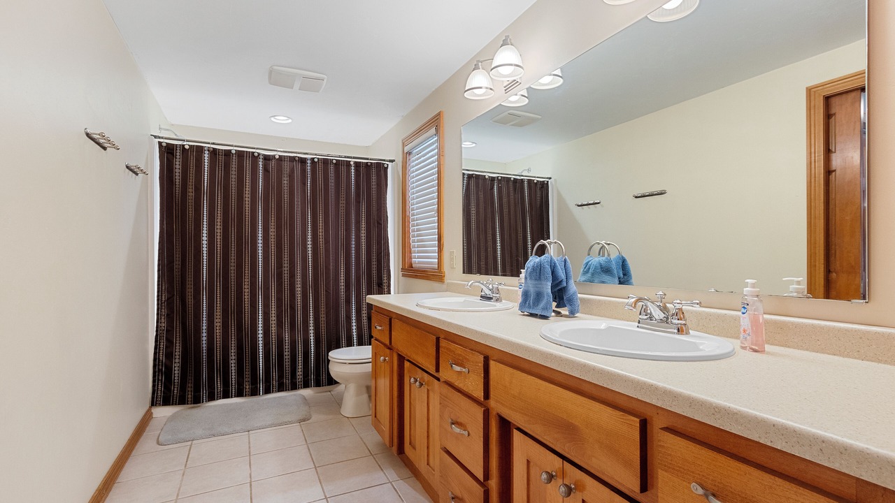 Photo of Bathroom in Ashwaubenon