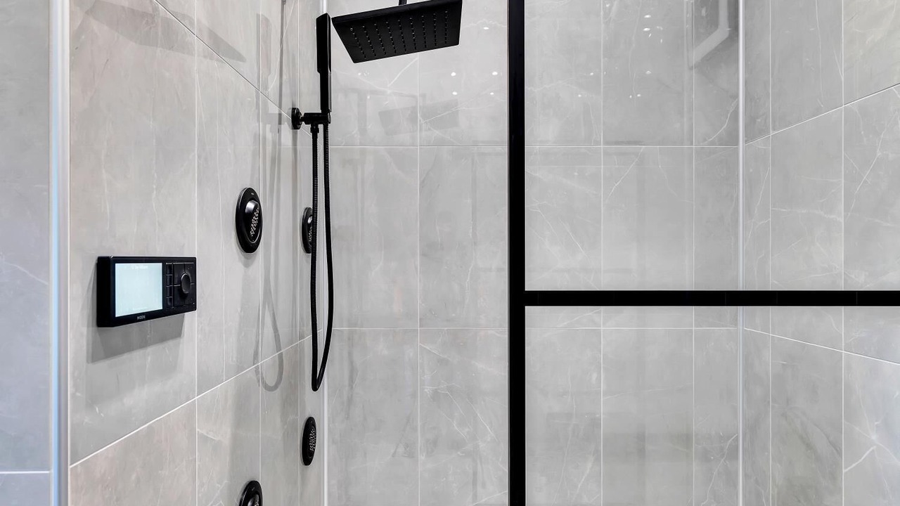 Photo of Bathroom in Tully
