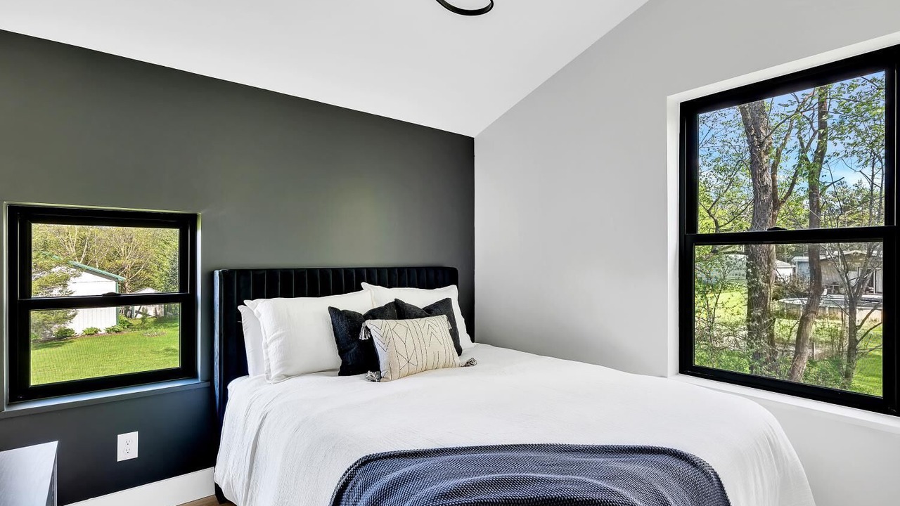 Photo of Bedroom in Tully