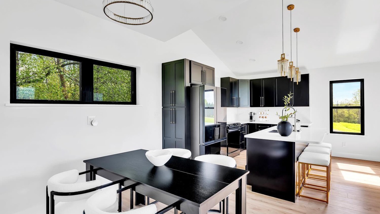 Photo of Kitchen in Tully