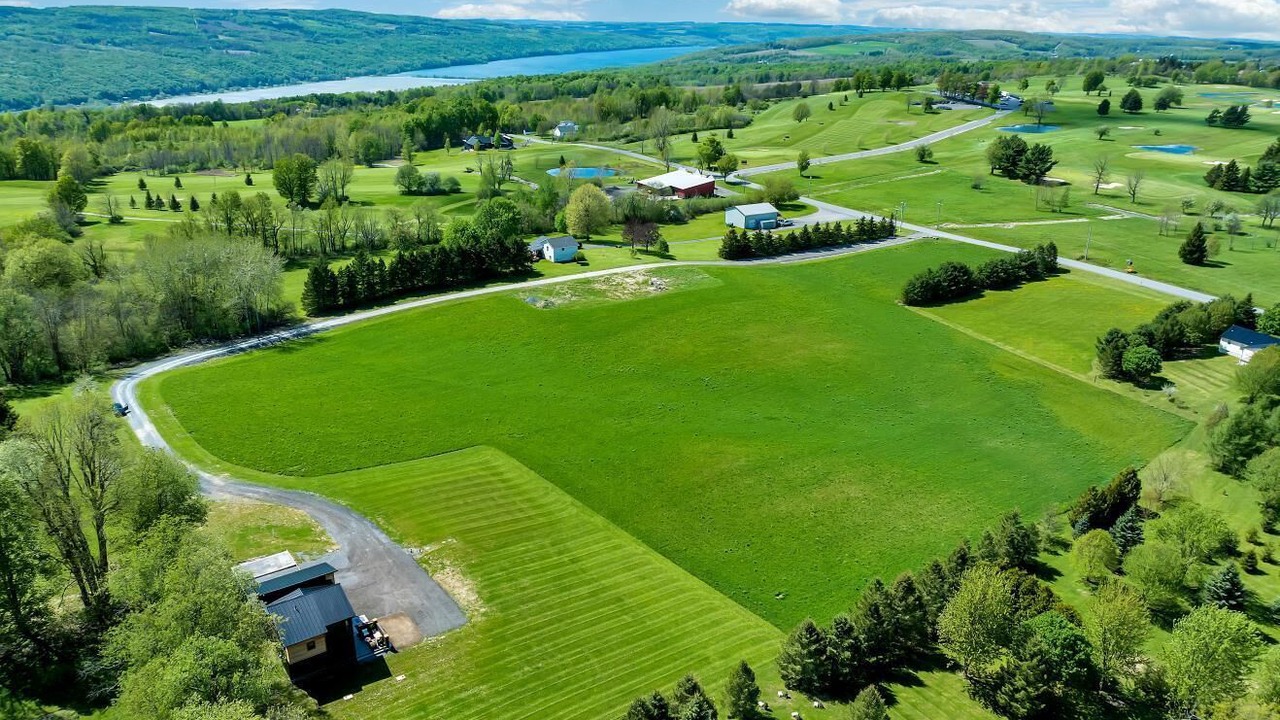 Photo of Outdoor in Tully