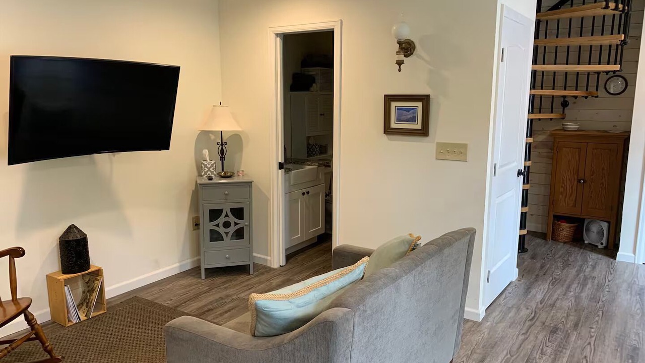 Photo of Livingroom in Arvada Plaza Area