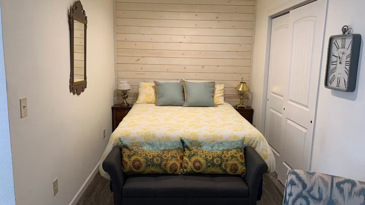Photo of Bedroom in Arvada Plaza Area