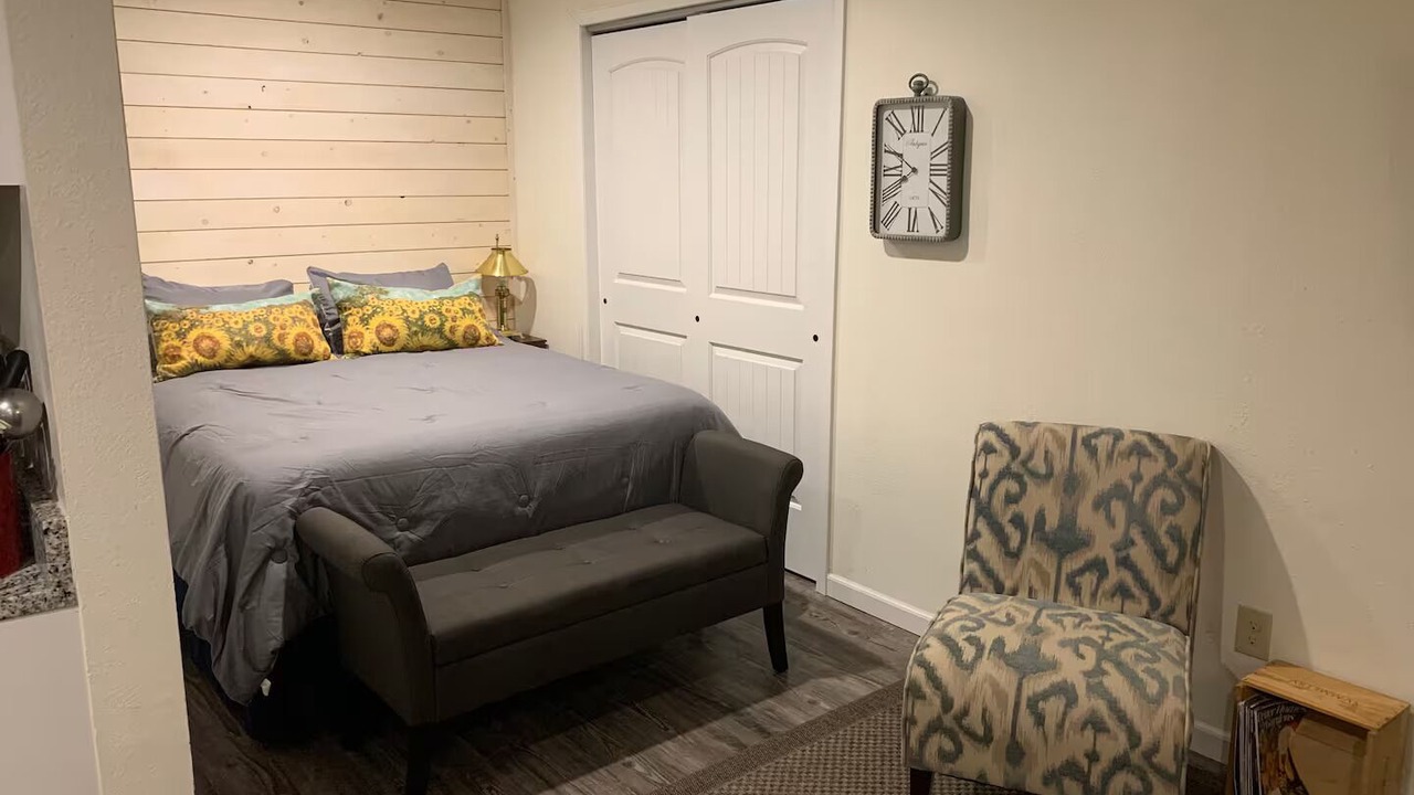 Photo of Bedroom in Arvada Plaza Area