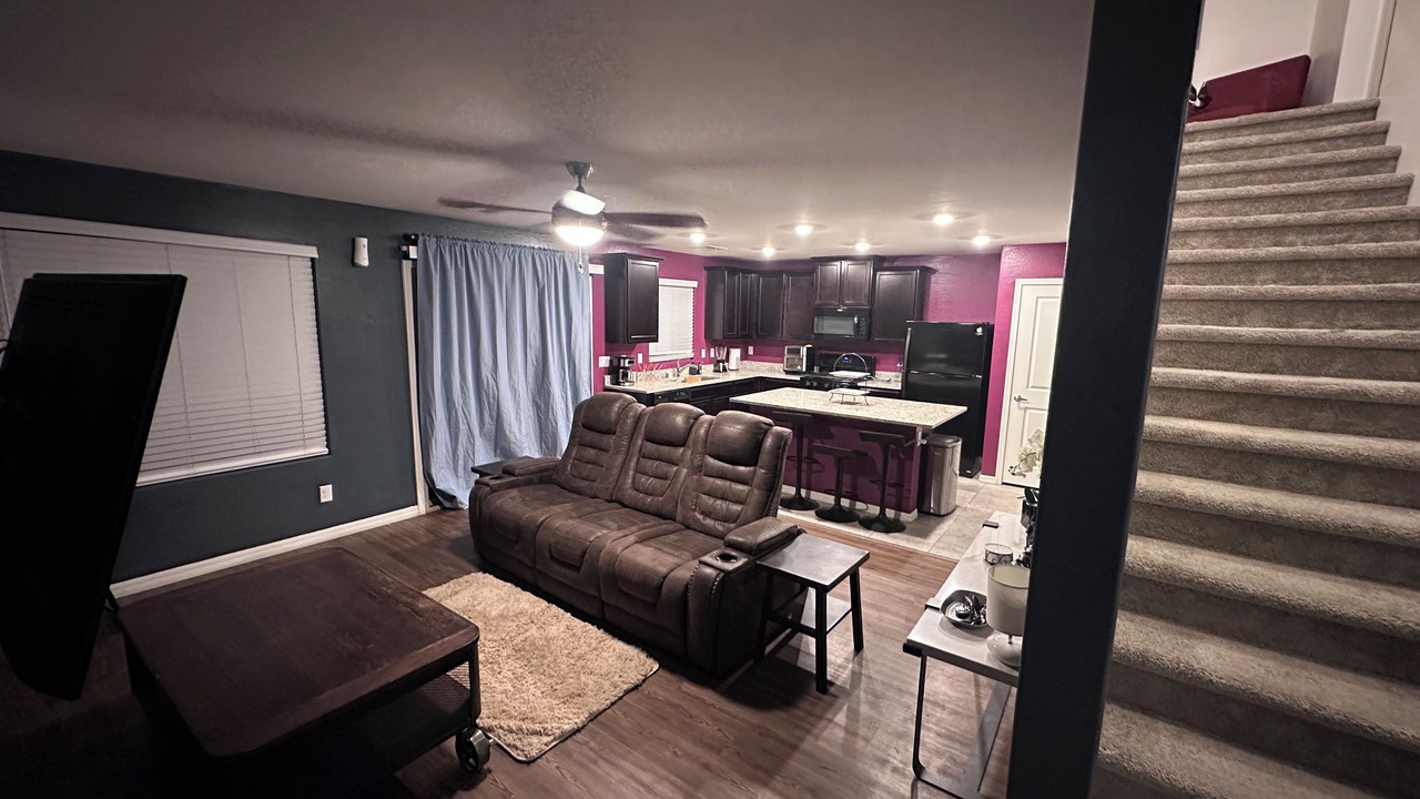 Photo of Livingroom in Whitney