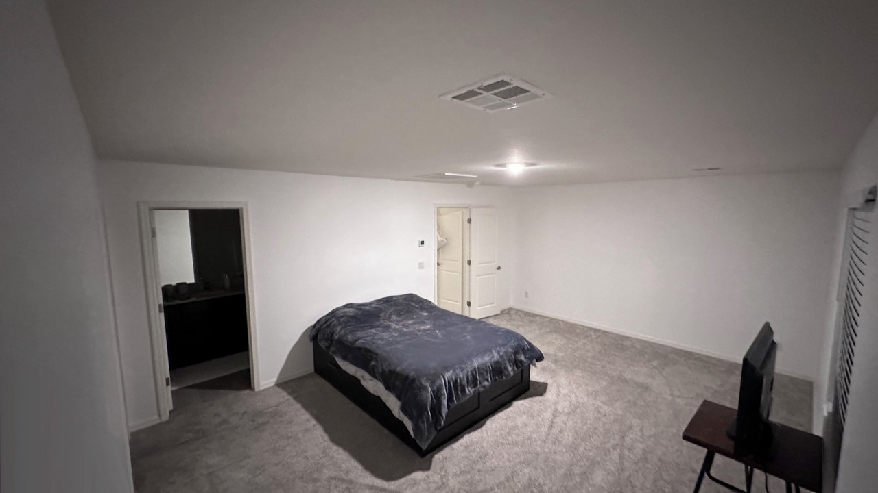 Photo of Bedroom in Whitney