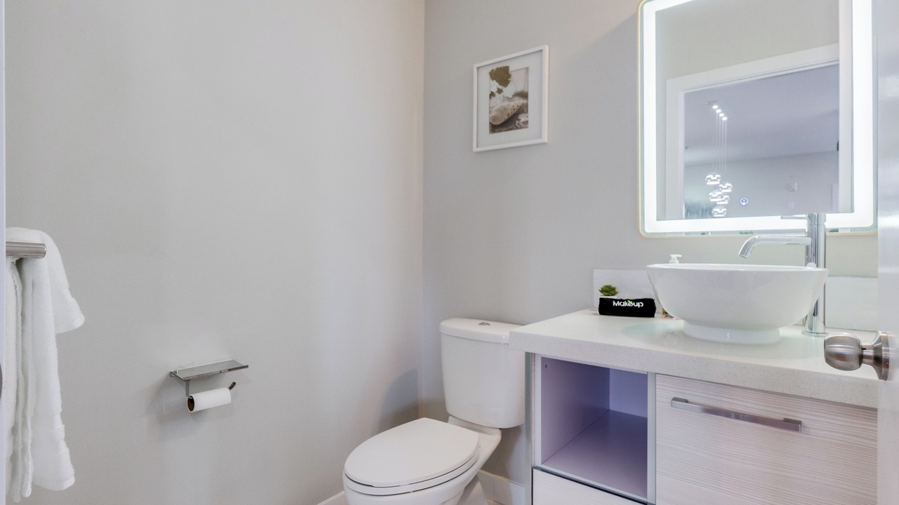Photo of Bathroom in Whyte ave