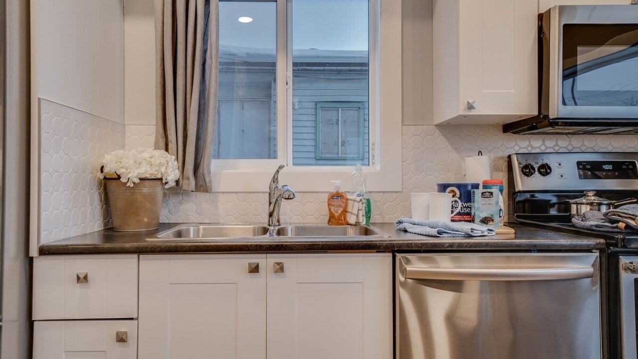 Photo of Kitchen in North Central Edmonton