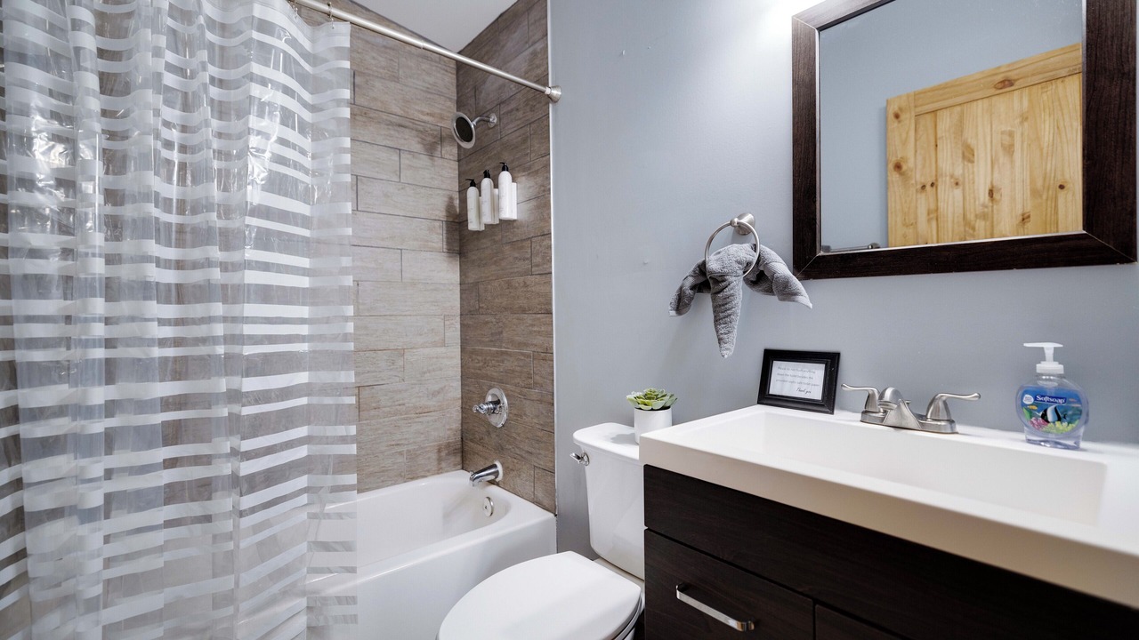 Photo of Bathroom in Jonas
