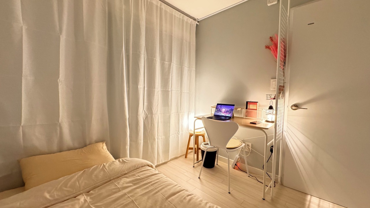 Photo of Bedroom in Jegi-dong