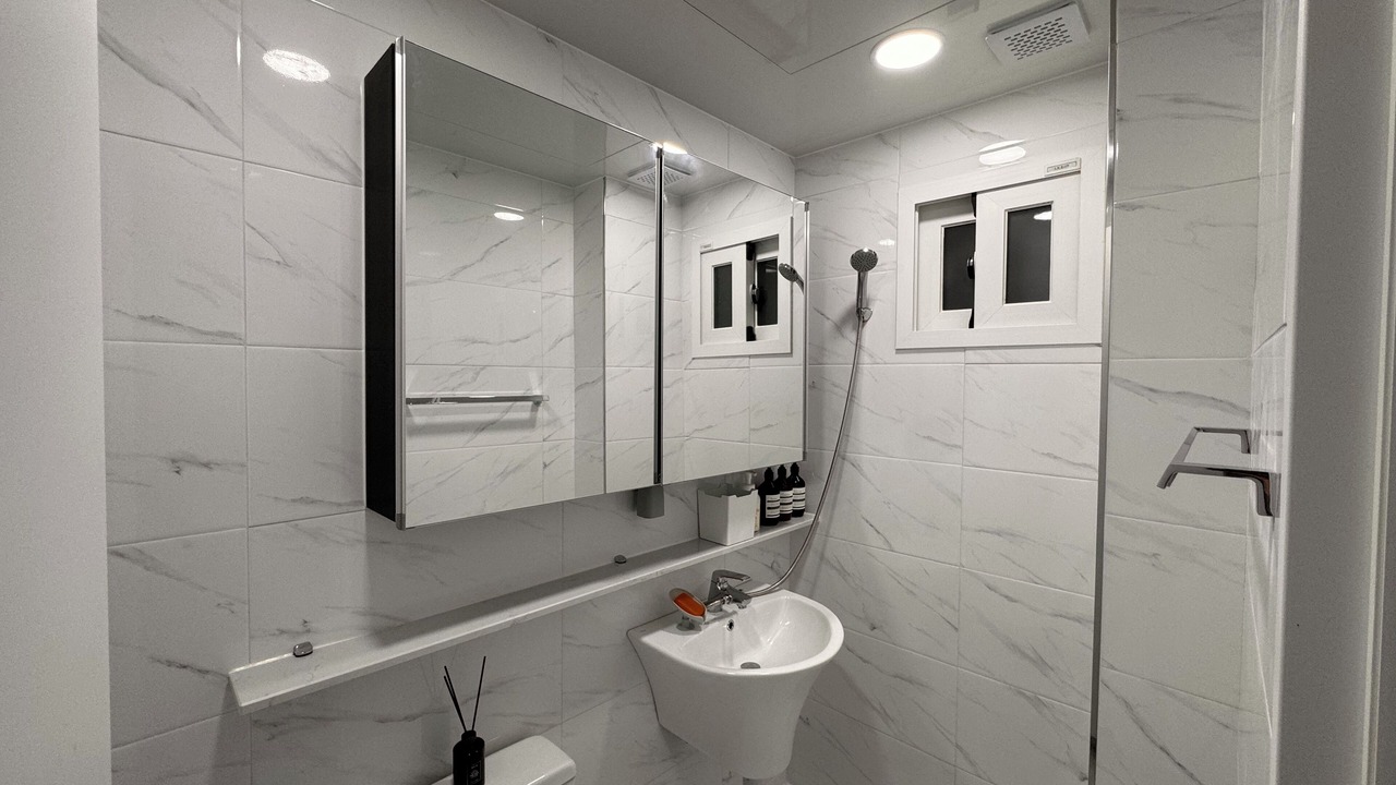 Photo of Bathroom in Jegi-dong