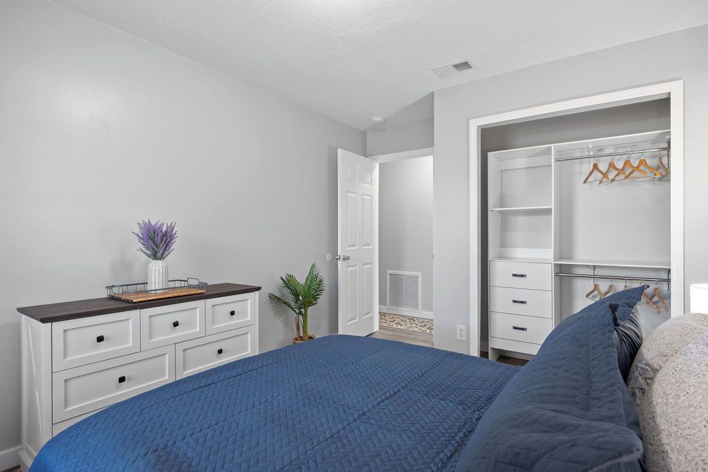 Photo of Bedroom in Cocoa