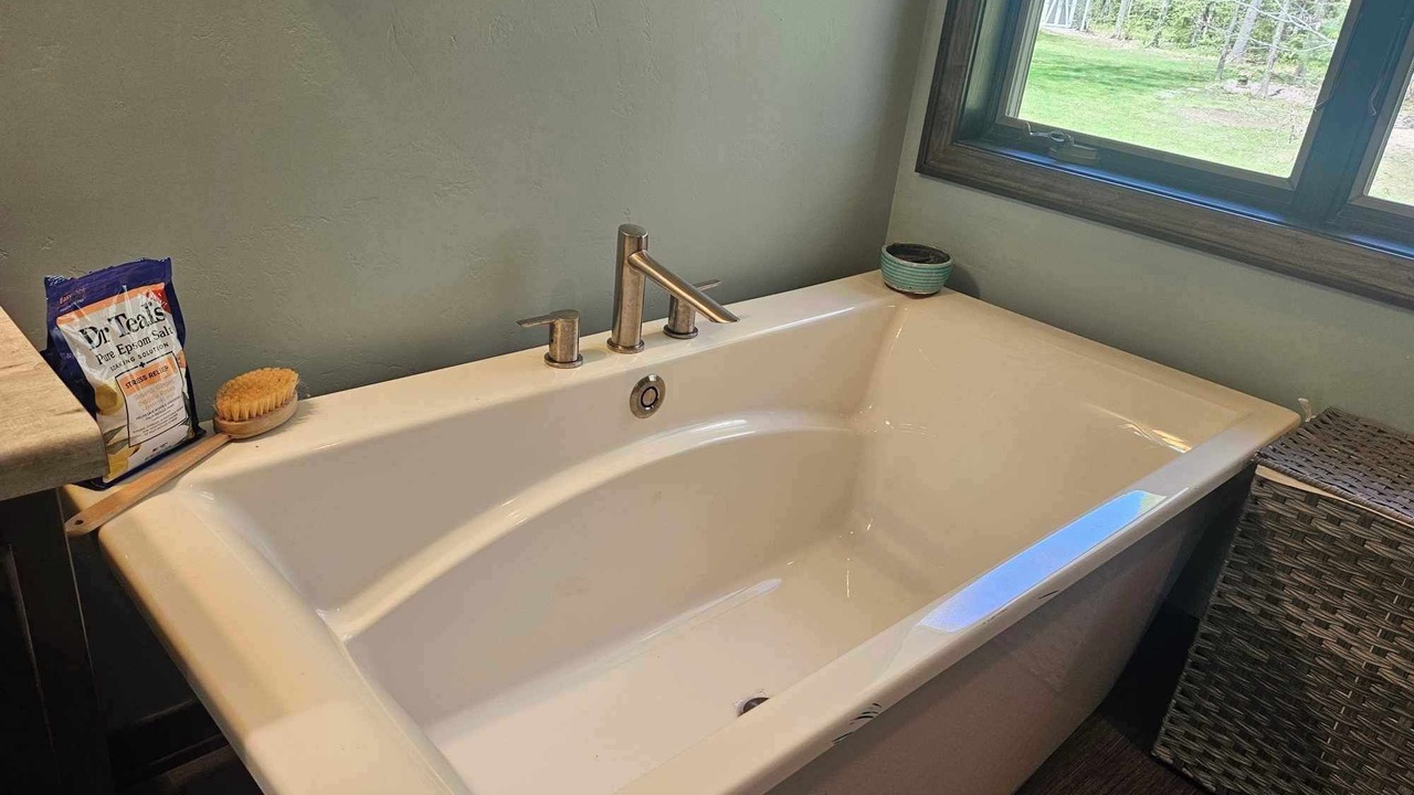 Photo of Bathroom in Abrams
