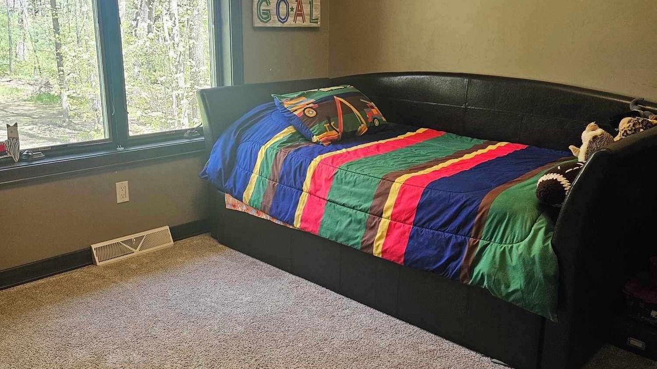 Photo of Bedroom in Abrams