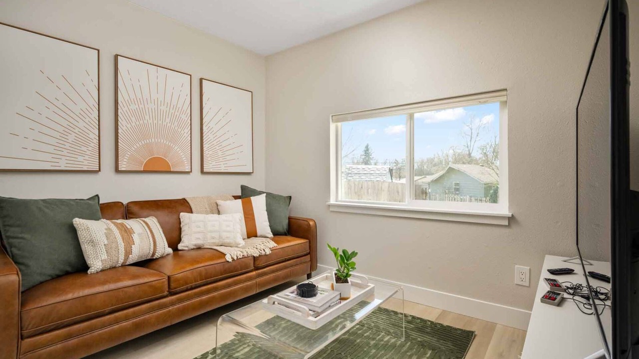 Photo of Bedroom in Bull Mountain