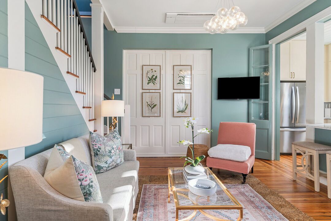 Photo of Livingroom in Harleston Village