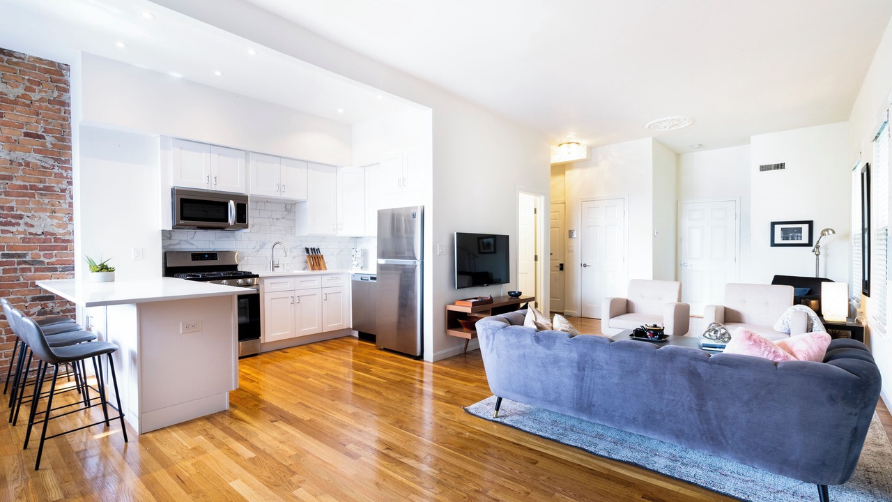 Photo of Livingroom in Jeffries Point