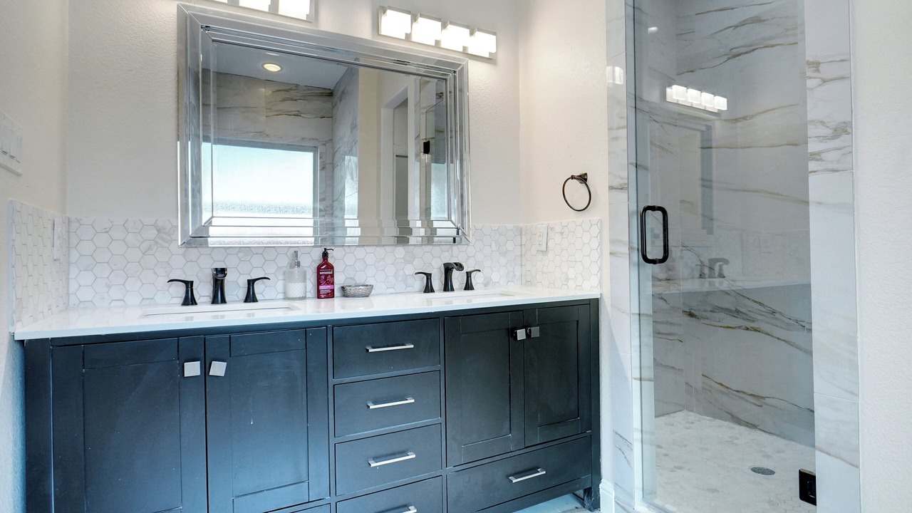 Photo of Bathroom in Irving
