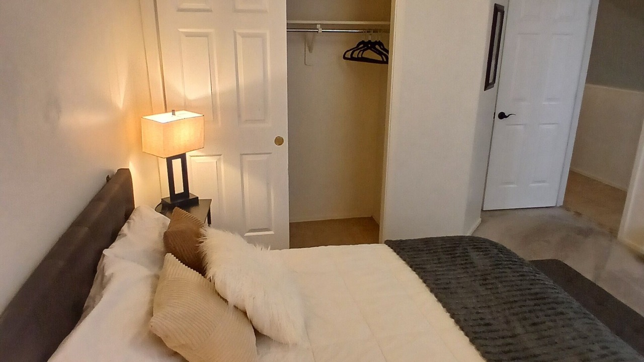Photo of Bedroom in Drexel Heights