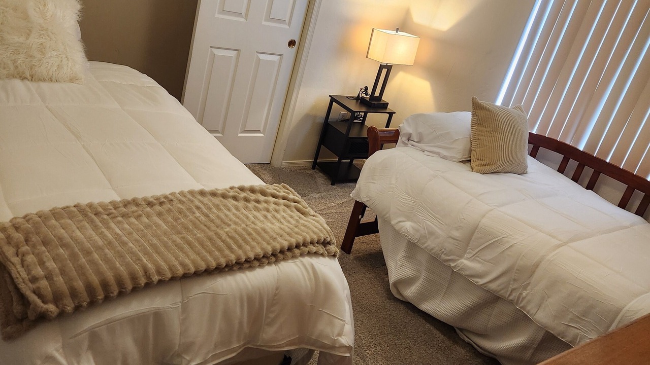 Photo of Bedroom in Drexel Heights