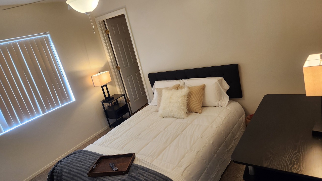 Photo of Bedroom in Drexel Heights