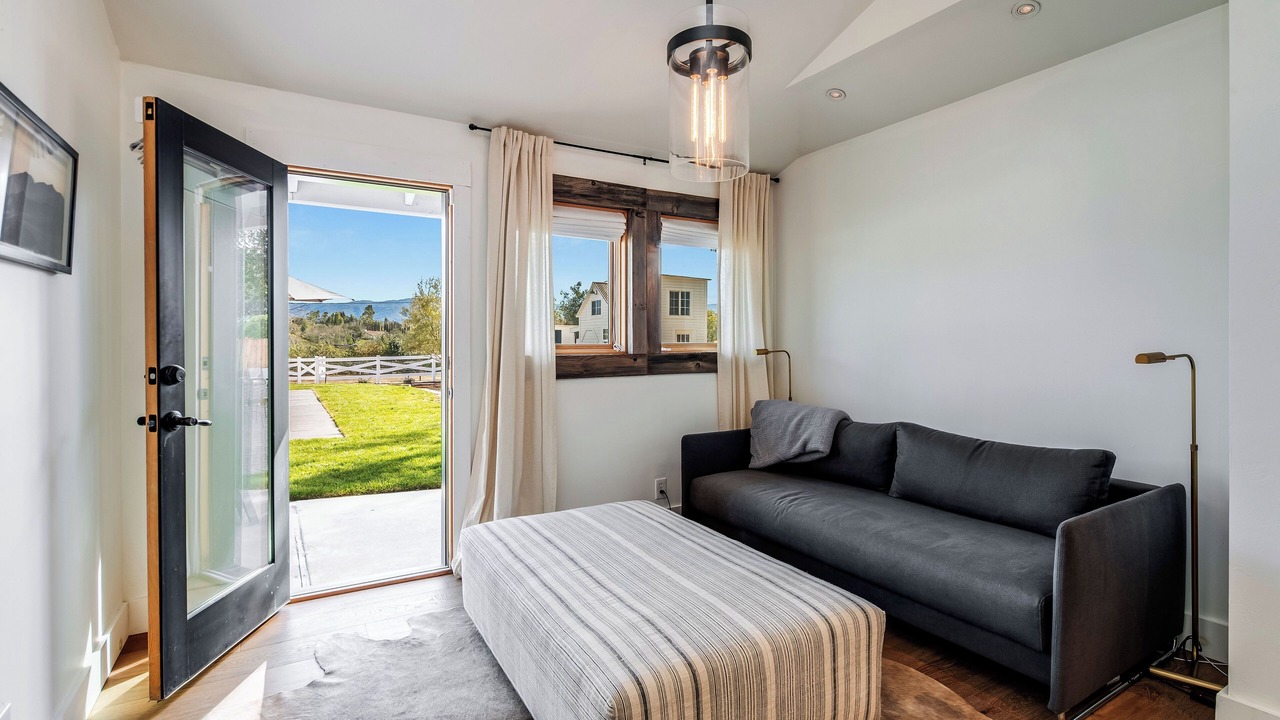 Photo of Livingroom in Solvang