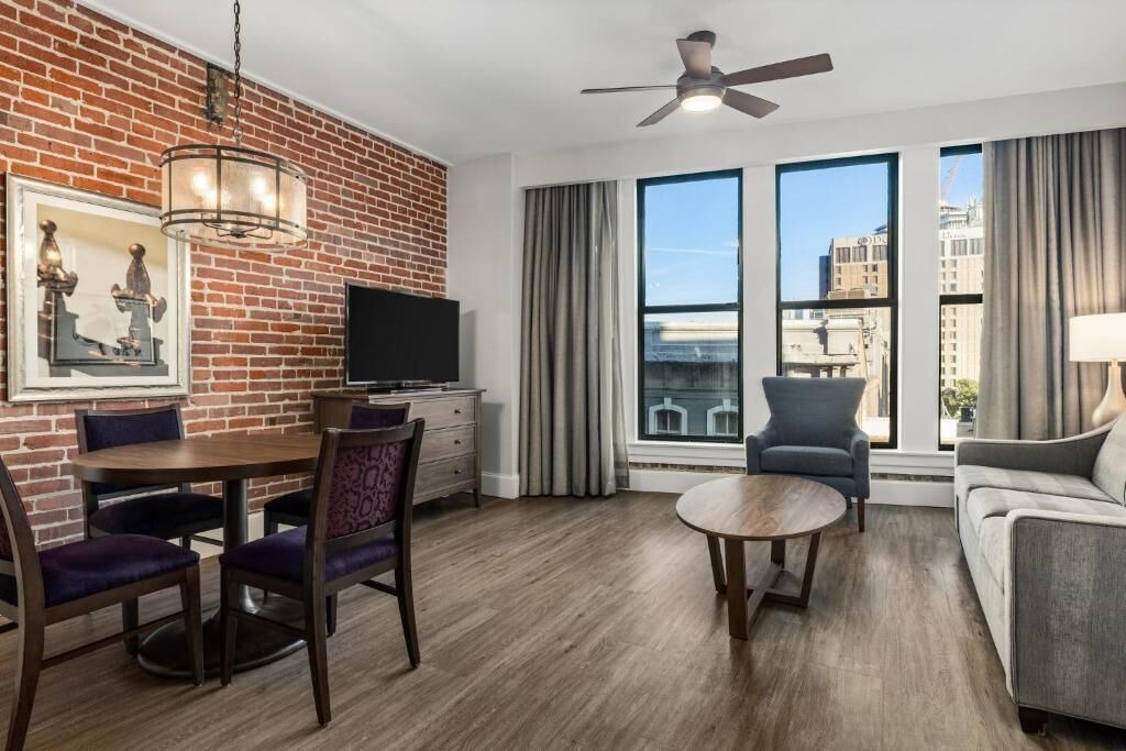Photo of Livingroom in Central Business District