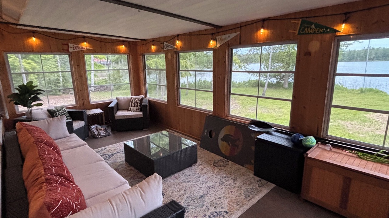 Photo of Livingroom in Wetmore