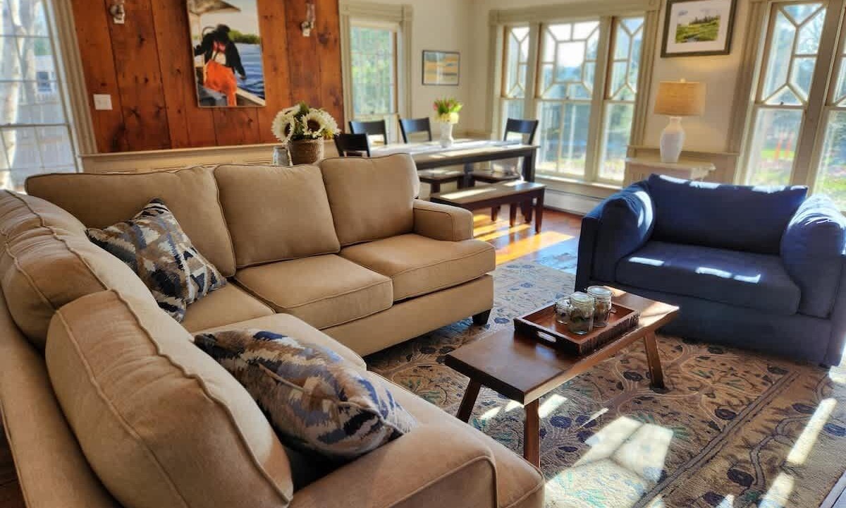 Photo of Livingroom in Lamoine Beach